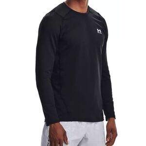 Under Armour Fitted Crew Black Small NWT IN PACKAGE